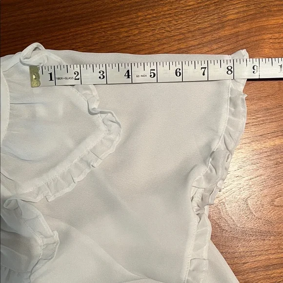 Max Studio White Ruffle Top Size M - Picture 6 of 13